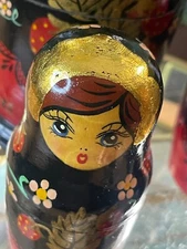 Vintage Hand Painted Russian Matryoshka 5 Piece Set 7 “ Nesting Dolls  Signed
