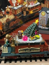 New Bright Holiday Express TREE TOP TENDER 385 series train Animated Single Wire