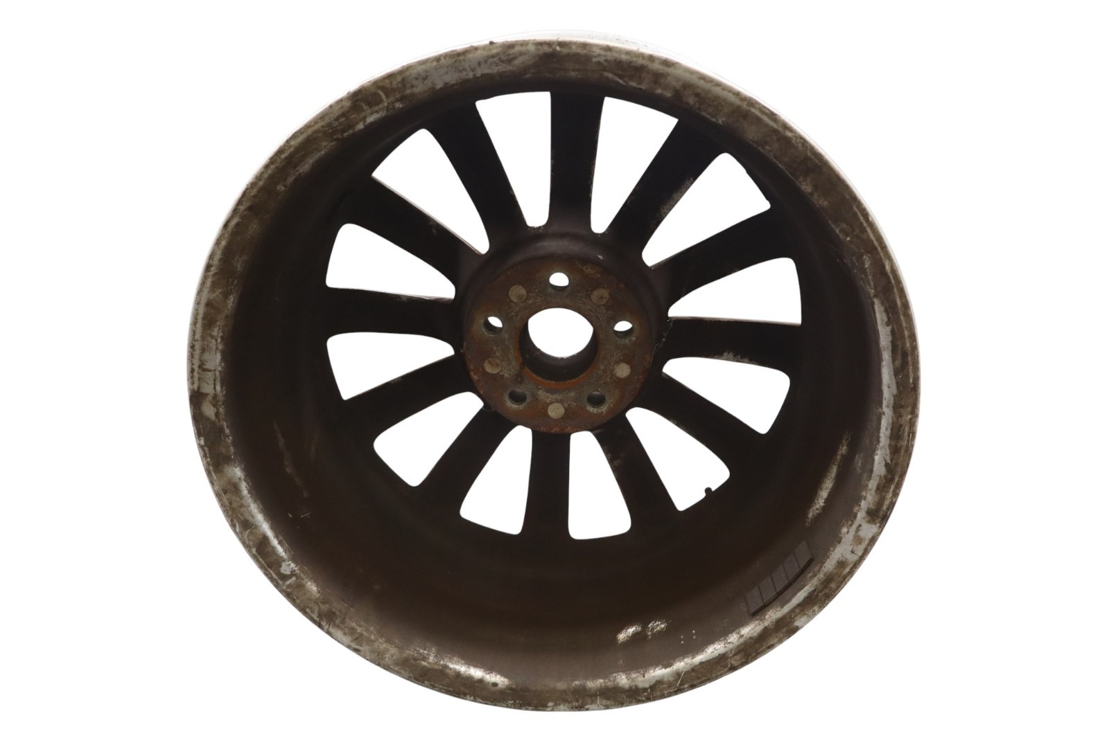 Maserati Ghibli 2014-2015 Front Wheel P/N 670010977