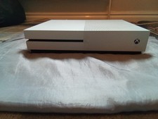 Microsoft Xbox One S 1TB Console- White Inc controller + 2 games