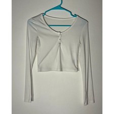 Dazy Women s Small White Long Sleeve Button Front Crop Top Stretch Henley Tee