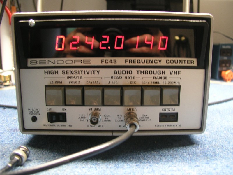 Sencore FC45 Frequency Counter with PR47 Prescaler