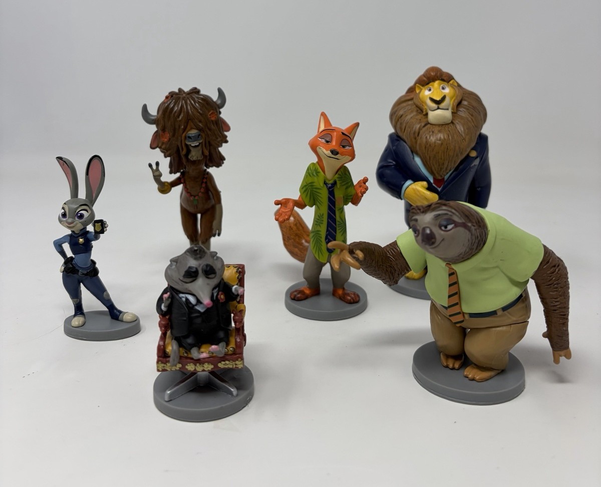 Zootopia Figurine Play Set Disney Store Toy PVC Lionheart YAK Mr