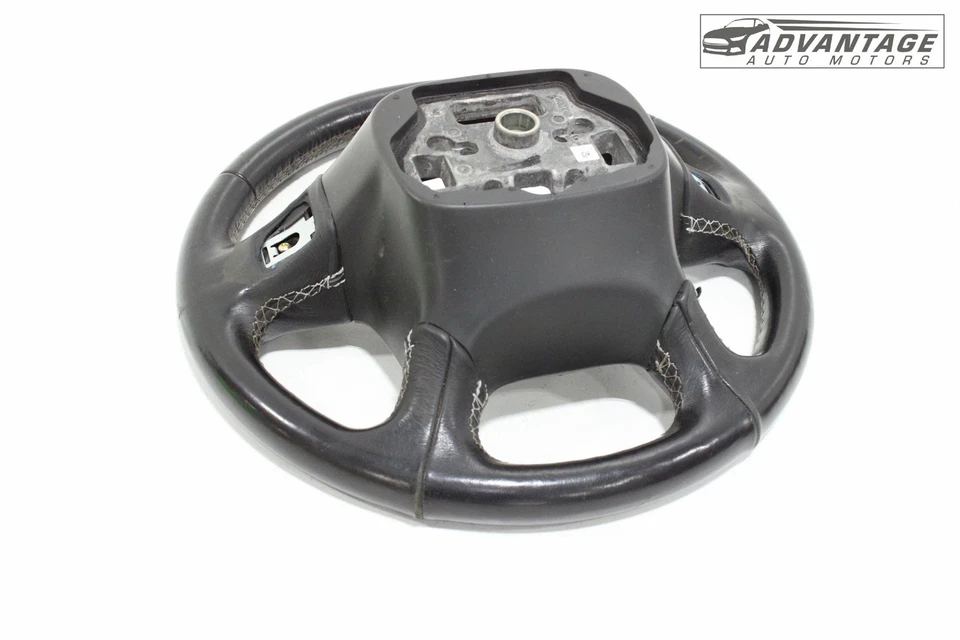 Chevrolet Silverado 2500 HD 2015-2019 anillo de volante negro 84483749 OEM Foto 3 de 4