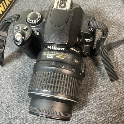 Nikon d40 Digital Camera with DX 18-55mm lens - Working - Battery