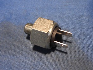 Voltage Regulator – Fits Jaguar Daimler RB340 E-Type, Mark 2, S-Type, 420, MK10 (C20627)