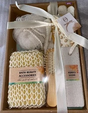 Luxury Bath 6 Pcs Spa Accessories Set with Wood Massagers for Body & Scalp New