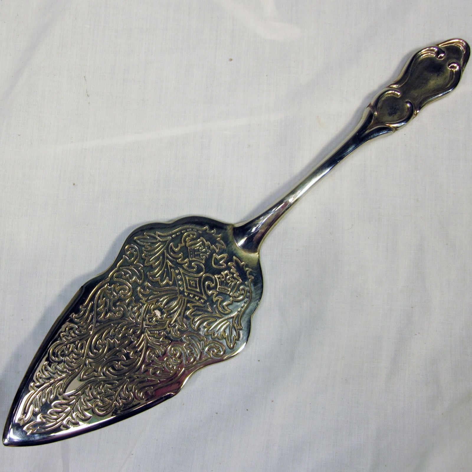 Silver Treasures by Godinger Gift Box Set Knife Cake Server Engraved