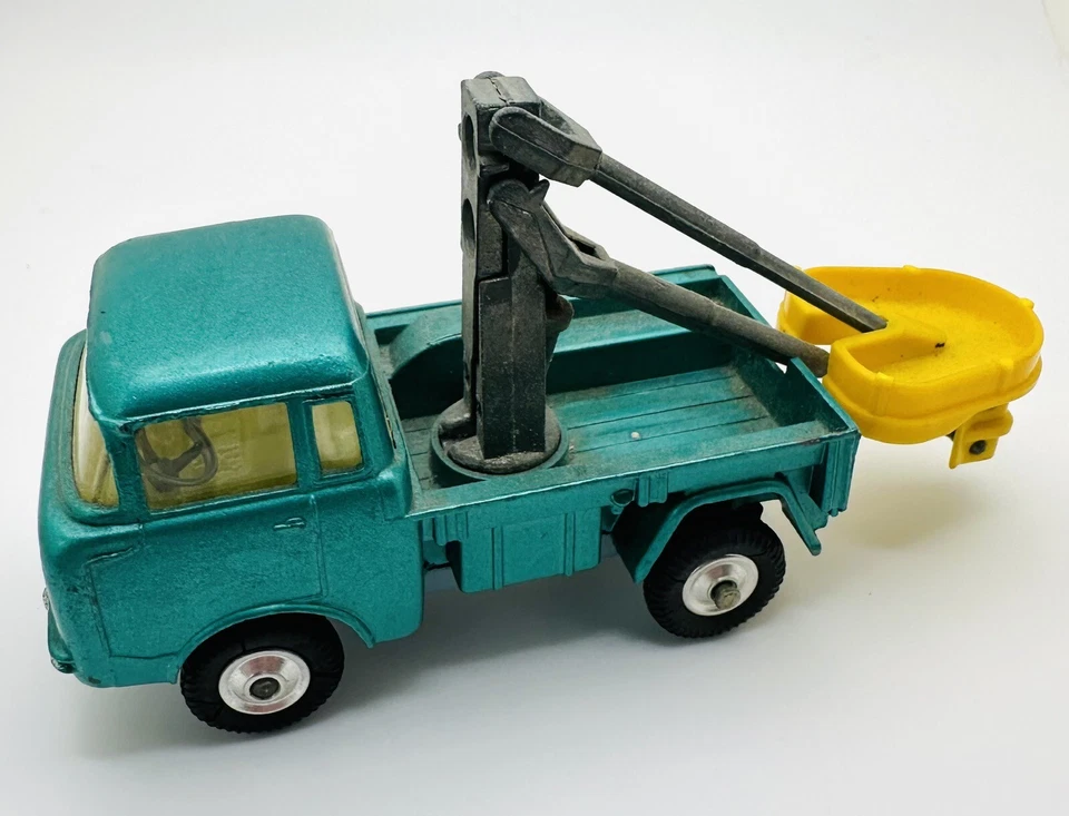 1970s CORGI TOYS #478 Jeep FC-150 Hydraulic Tower Wagon Made In Gt. Britain - Image 2 of 4