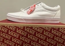 Size 9..5 VANS Old Skool True White - VN000D3HW00