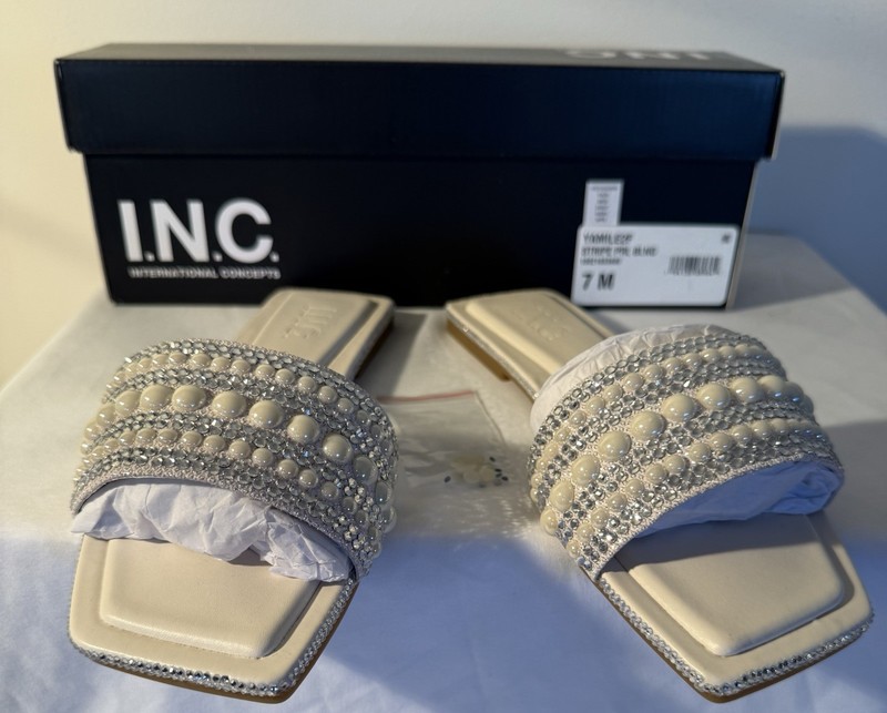 New In Box INC White Sandals Size 7 Women's Shoes Slip On Flip Flops Dressy