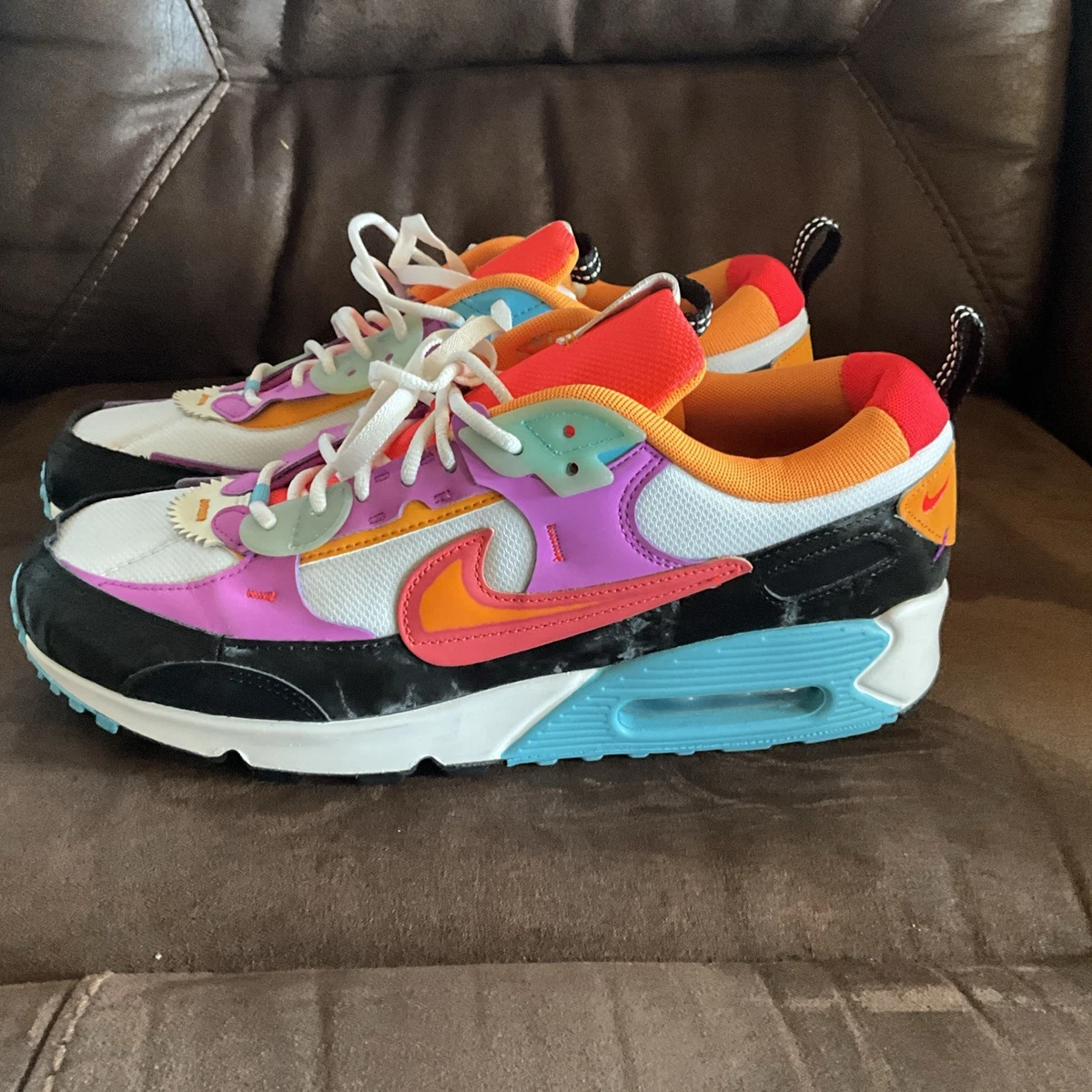 ♢新品♢NIKE W AIR MAX 90 FUTURA 25.0 【公式通販】
