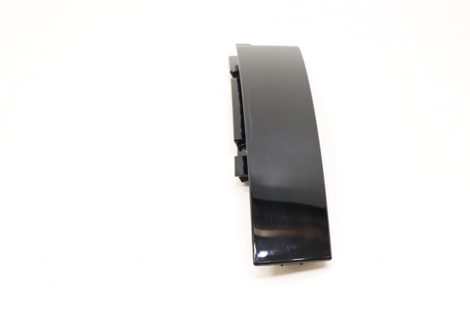 Moldura de puerta trasera Cadillac CT6 2016 2017 2018 2019 2020 Foto 3 de 4