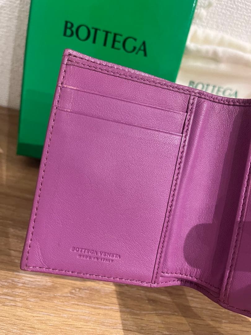 Bottega Veneta Pink Leather Bifold Wallet, Used with Box & Pouch Japan thumbnail 8