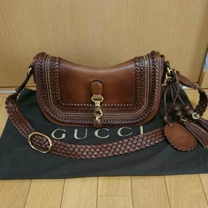 Sac à bandoulière GUCCI du Japon