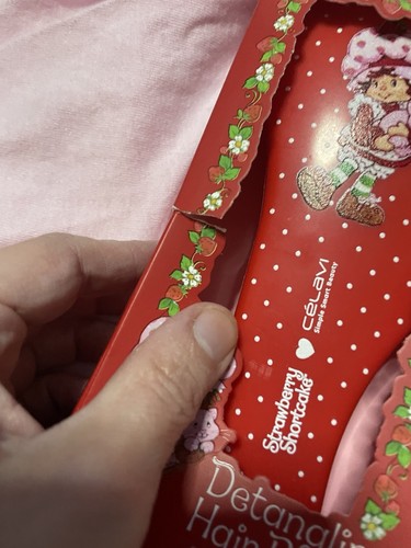 Strawberry Shortcake Celavi Beauty Large Lot Lip Balms Hair Brush Bows New - Afbeelding 2 van 11