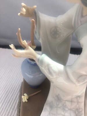 Lladro 4840 ~~ Oriental Girl ~~ Sold As Is ((box 581- ) | eBay