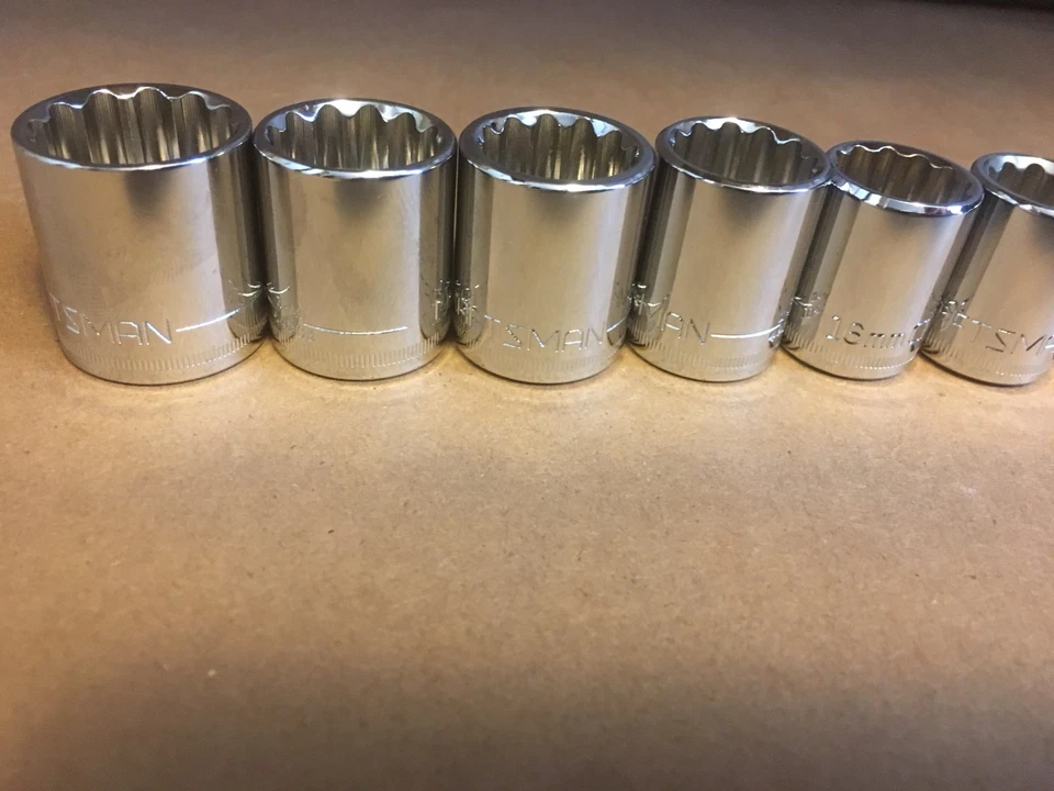 Craftsman Socket Set 3/8" Drive 15 Piece 12 Pt Point Metric Chrome - Image 2 of 4