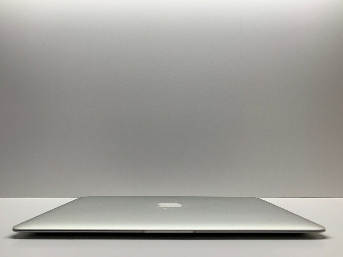 CYBER - 2017 APPLE MACBOOK AIR 13 | 3.2GHz Turbo i7 | 8GB RAM 1TB