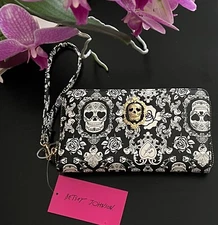 Betsey Johnson Black & White Skulls and Roses/Gold Wallet Wristlet Zip Around