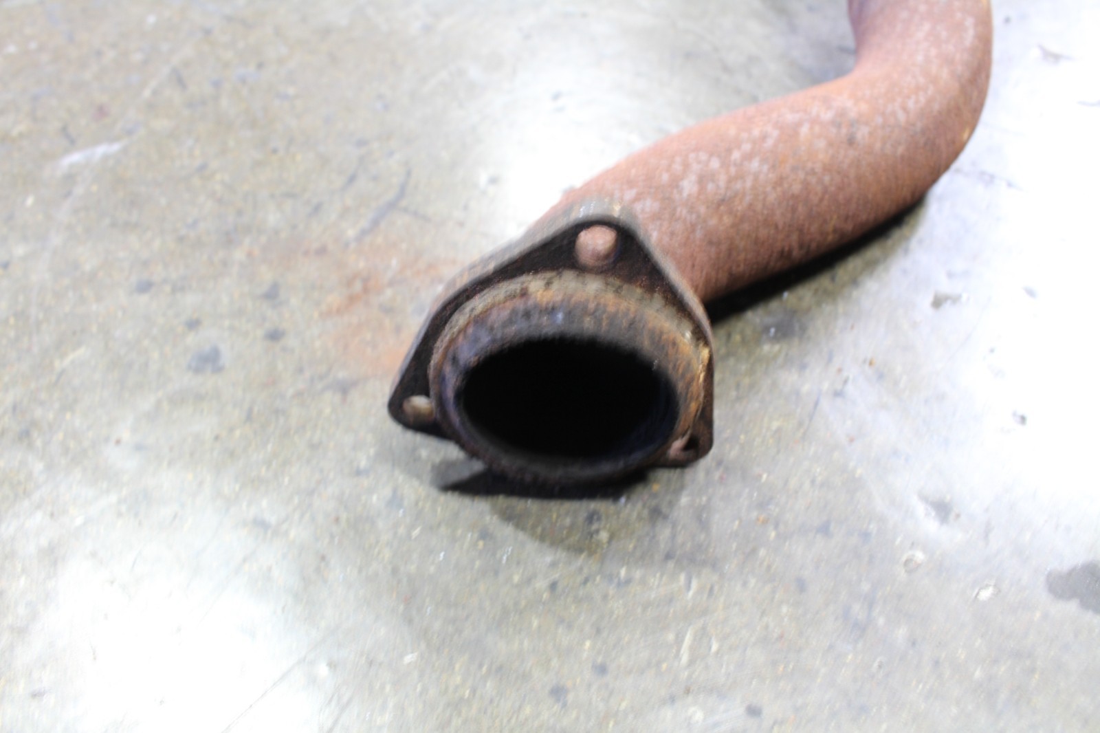 Ferrari 308, Front Exhaust Tail Pipe, Rusted, Used, P/N 118157