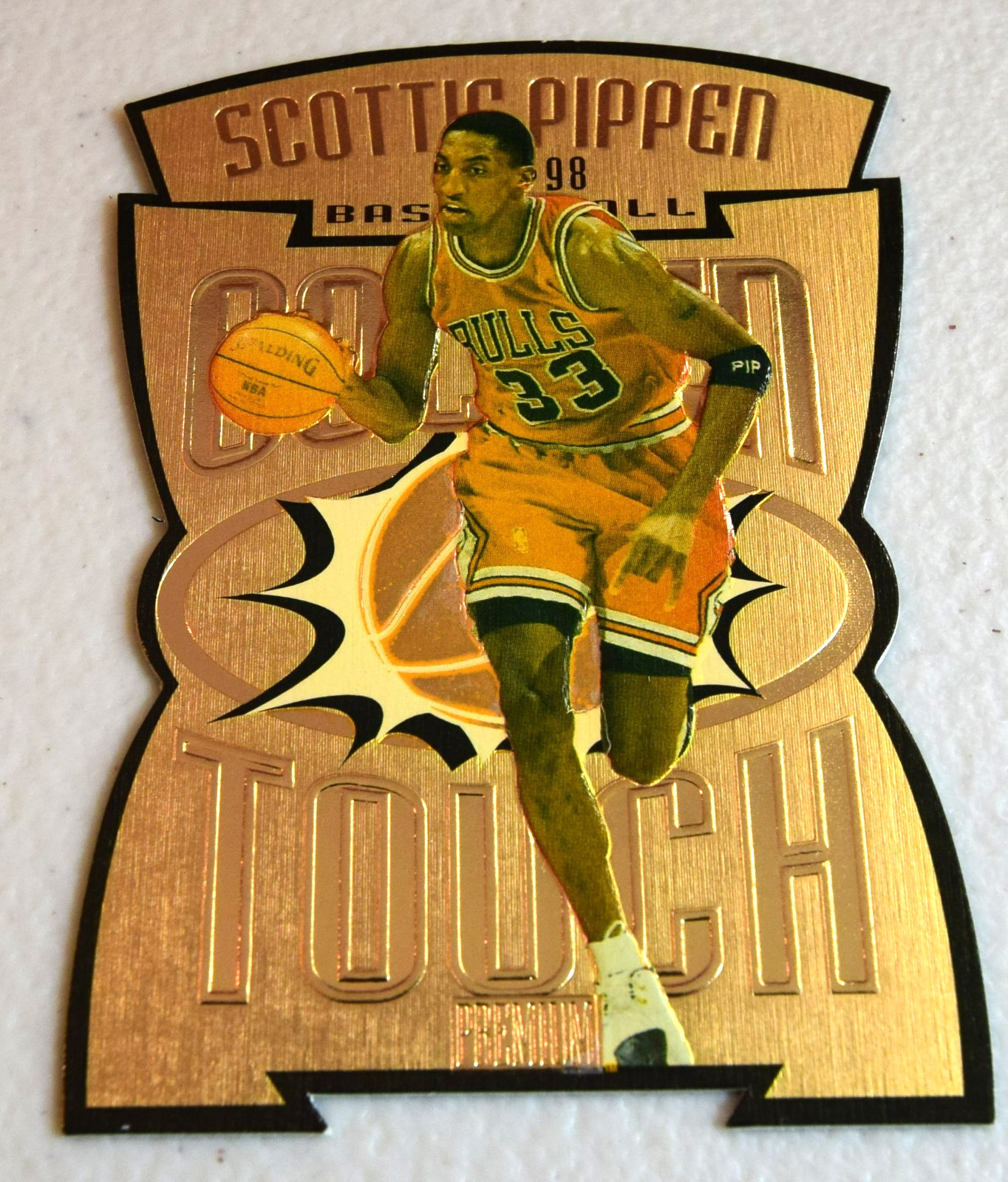 1997-98 Skybox Premium Golden Touch Scottie Pippen #14GT BULLS RARE