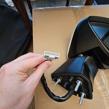 2021 Toyota Sienna Platinum Passenger Side Mirror For Parts Only 2021 Toyota Sienna Platinum Passenger Side Mirror For Parts Only