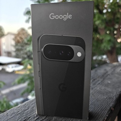 Google Pixel 10 - 128 GB - Obsidian - Mint Mobile Locked - Brand New & Sealed