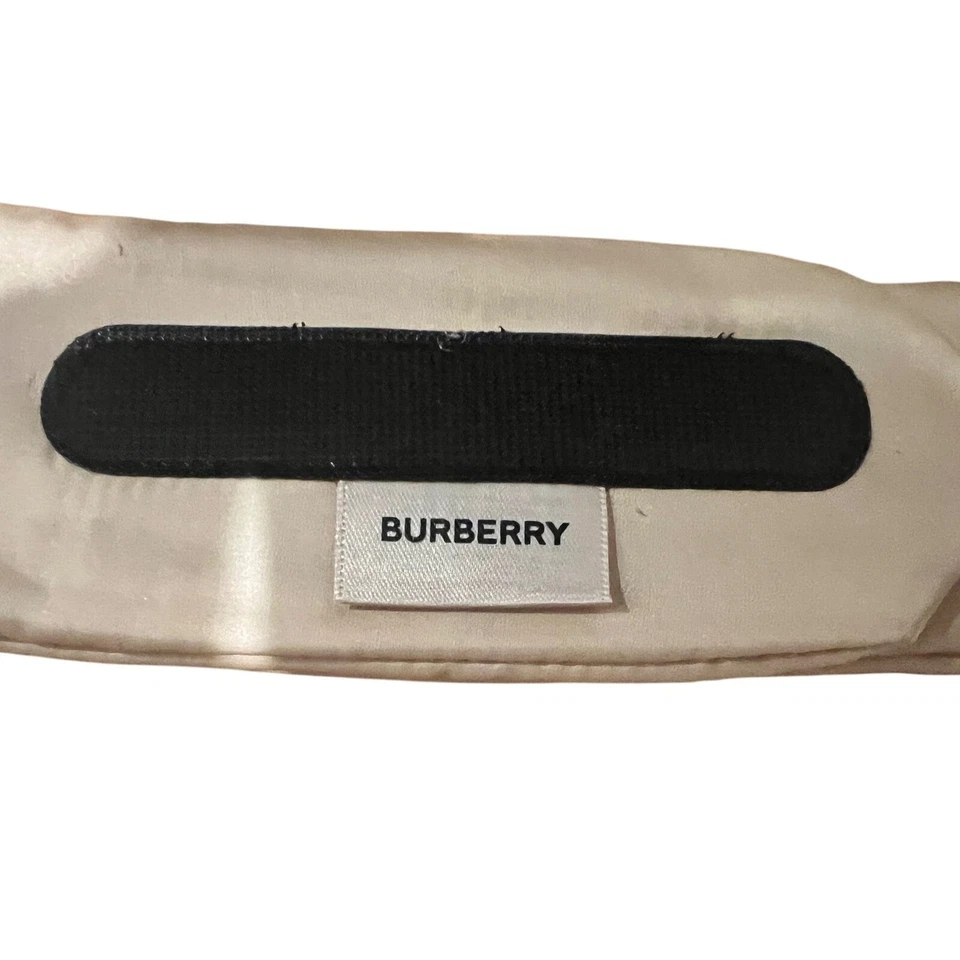 Burberry Beige Acolchado Sedoso Diadema Spa Lujo Baño Cosméticos Envoltura Foto 3 de 3