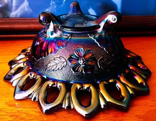 Beautiful Northwood Carnival Glass Wild Rose Nut Bowl " Rare In Blue"