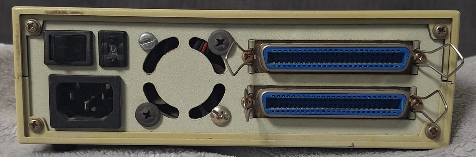 Vintage IBM External SCSI Hard Drive Enclosure with 1080MB HDD + Active Terminat - Image 4 of 4