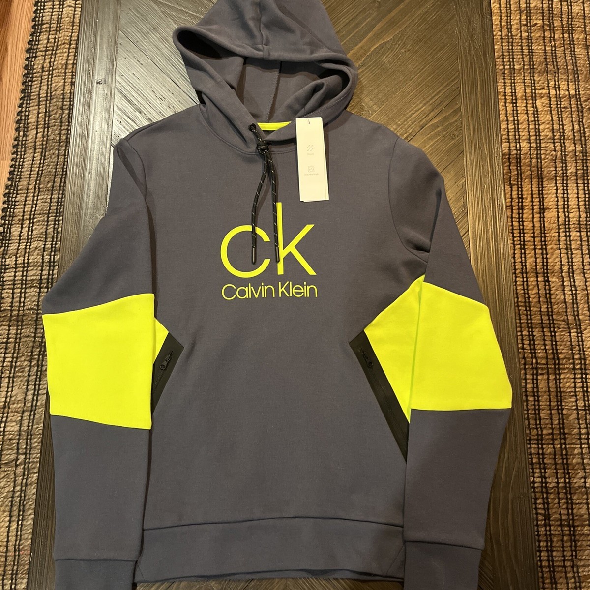 Calvin Klein Men's Active Color Block Feliz Pullover Hoodie Size