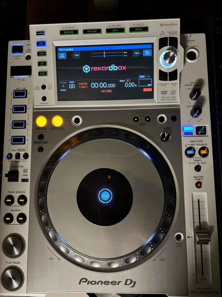 2x Pioneer CDJ-2000NXS2-W Nexus 2 White Limited Edition + 2x Decksaver - Bild 3 von 4