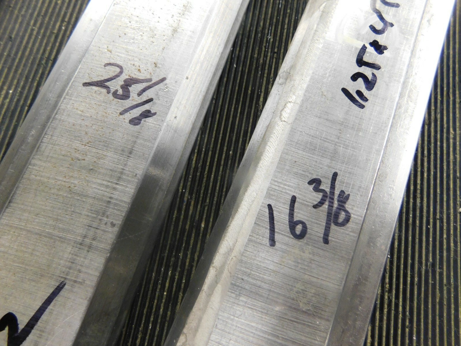 Press Brake Die Material 163/8" Long x 1.225" Wide x 1.80" High 90° "V