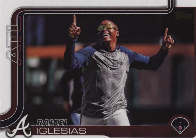 2025 Topps Series 1 - Raisel Iglesias #304 Golden Mirror Image Variation