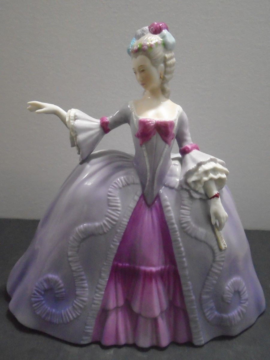 マリアンヌです VINTAGE FRANKLIN PORCELAIN FIGURINE MARIANNE THE MINUET