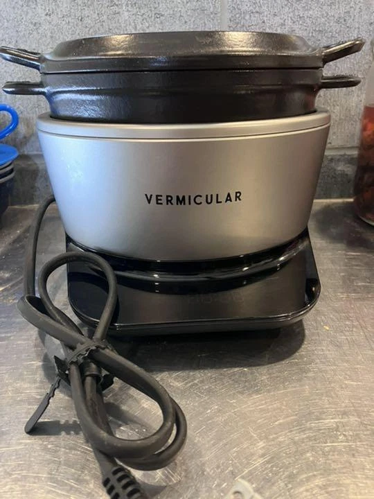 Vermicular rice pot RP23A-SV 0.9 L solid silver casting electric cooking Used VG
