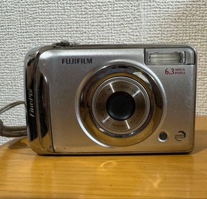 FUJIFILM　Finepix A610　ファインピックス　コンデジ FUJIFILM FinePix A610 Silver 6.3 MP Digital Camera - Newegg.com