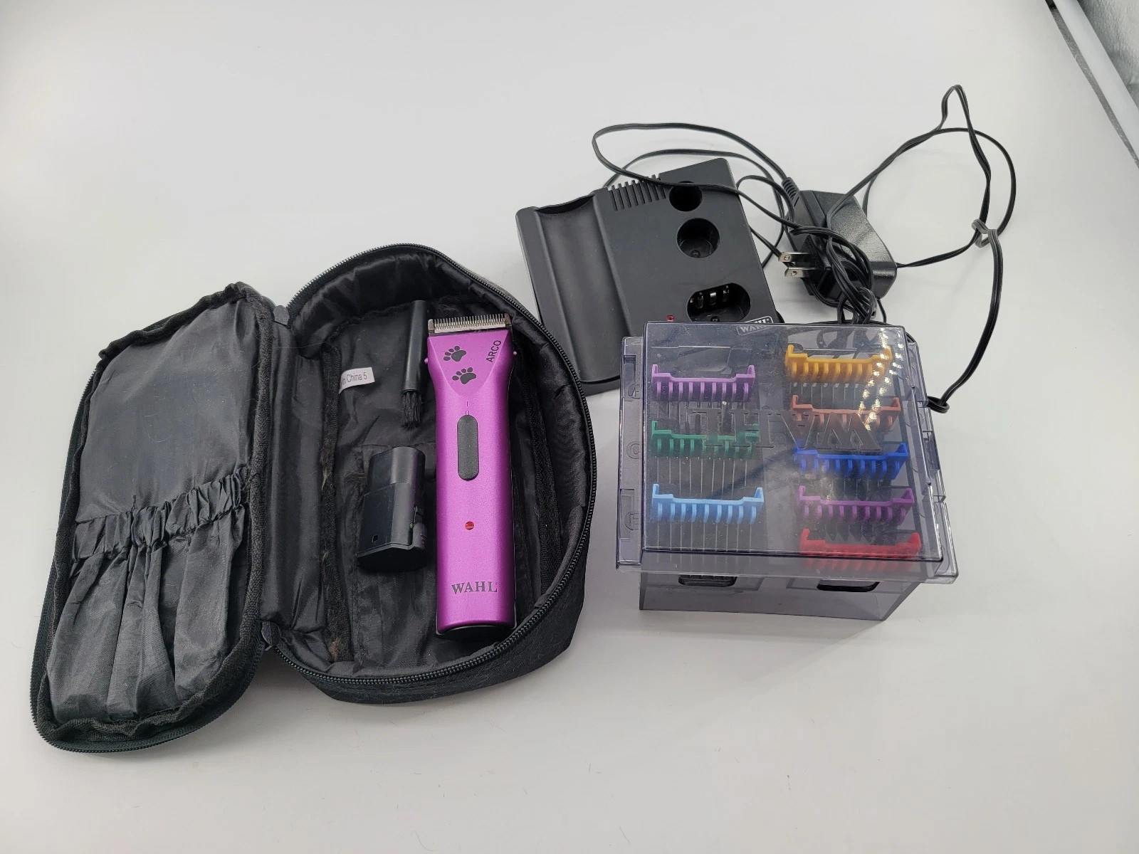 Wahl Professional Animal Arco Pet Cordless Clipper with Metal Combs PLEASE READ