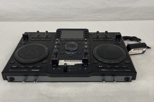 Stanton SCS.4DJ DJ System - Powers On