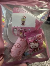 MGA MiniVerse Make it Mini Food Hello Kitty Fruit Tea Boba