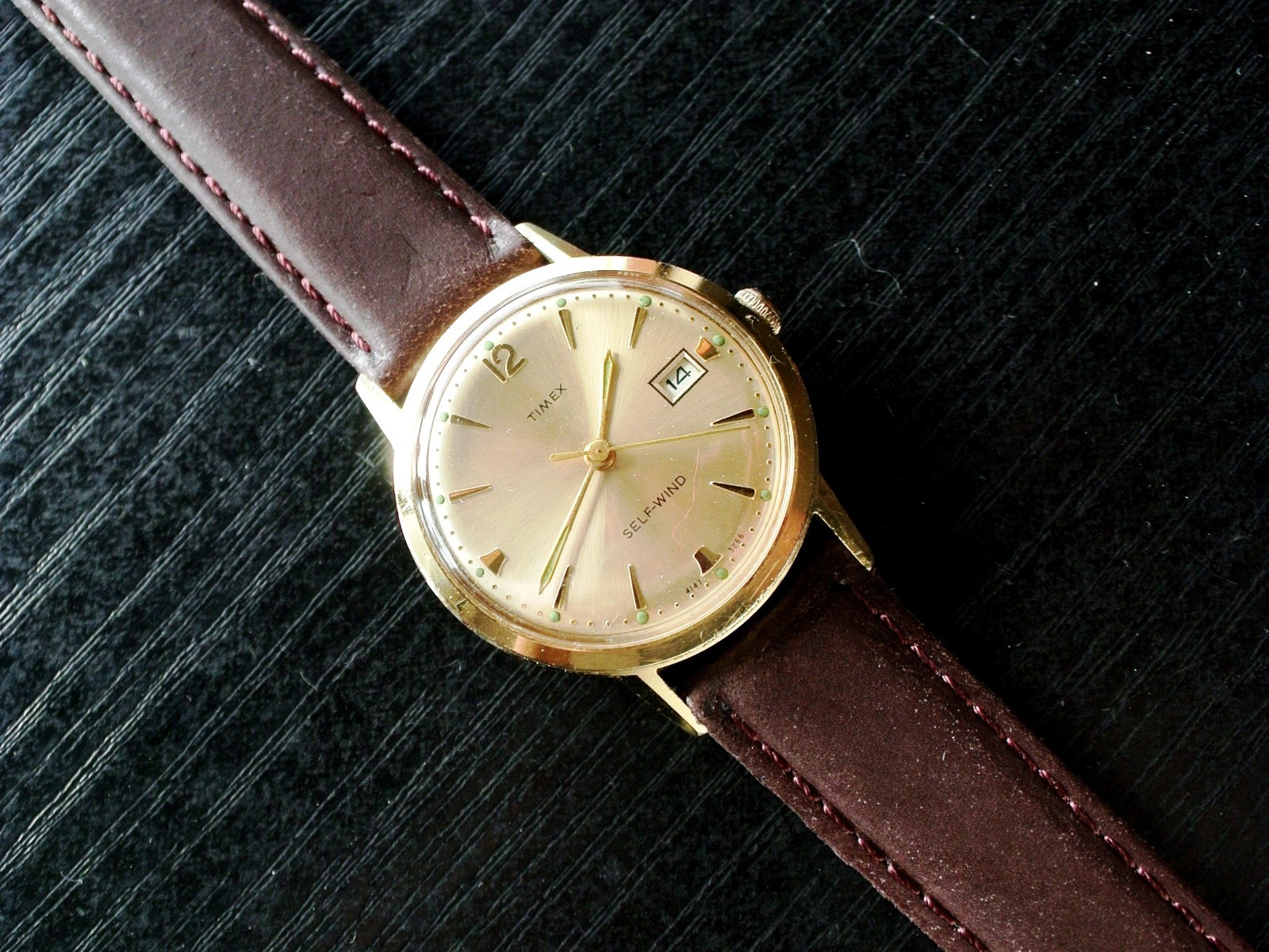 VINTAGE TIMEX 1966 DATE AUTOMATIC MECHANICAL SELF… - image 9
