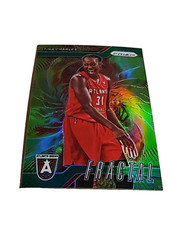 2024 Panini WNBA Basketball Fractal Green Prizm Atlanta Dream Tina Charles #15NM