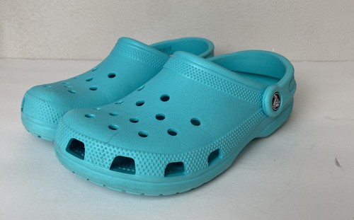 crocs size 6 womens