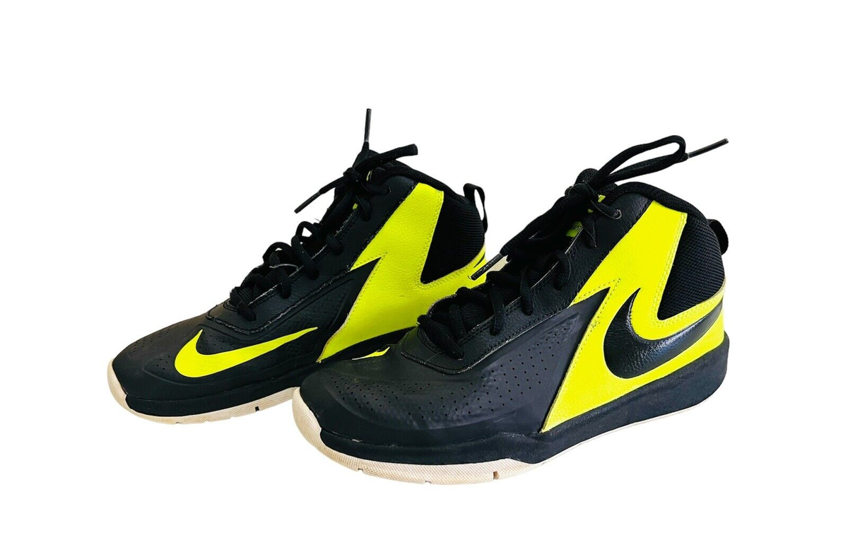 Nike Youth Team Hustle D 7 Black Neon Yellow Basketball Shoe