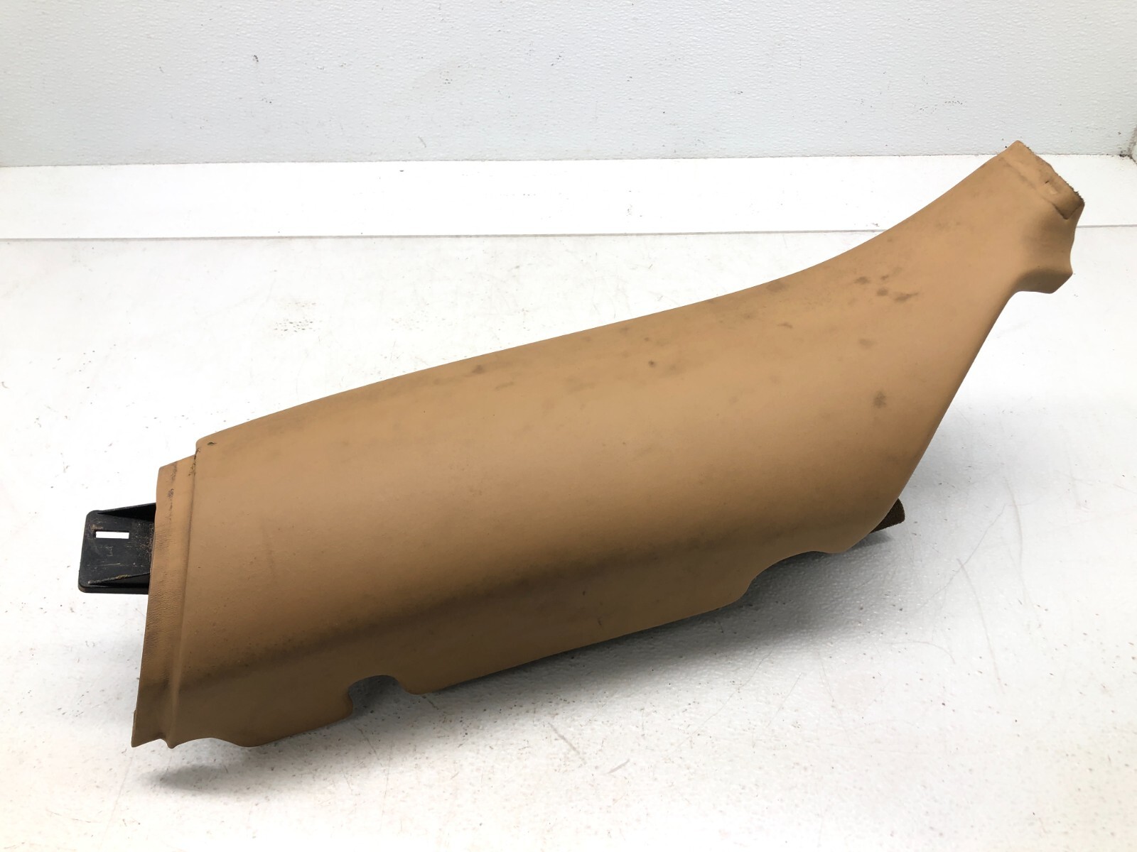 2014-2018 BENTLEY FLYING SPUR LEFT DRIVER REAR D-PILLAR LOWER TRIM COVER #NOTES