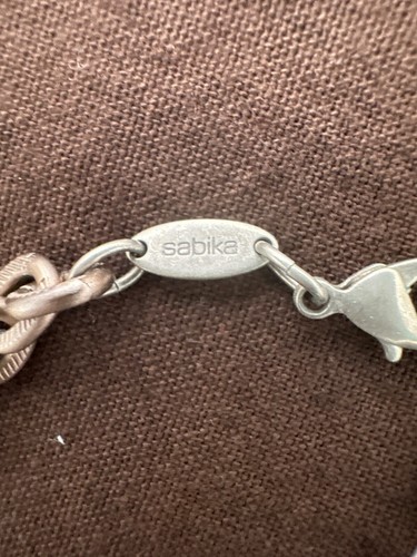Collana catena Sabika tono argento con ciondolo cristallo blu - Foto 4 di 4