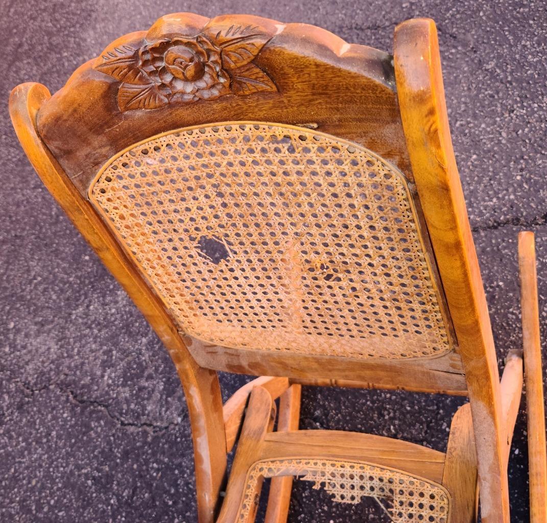 Nice Antique Folding Rocking Chair – NEEDS TLC - Solid Wood Carved