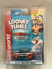 AUTO WORLD SLOT CAR BUICK RIVIERA DAFFY DUCK LOONEY TUNES BRAND NEW  