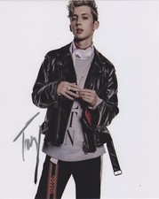 Troye Sivan Autographed Signed 8x10 Photo COA #MR169